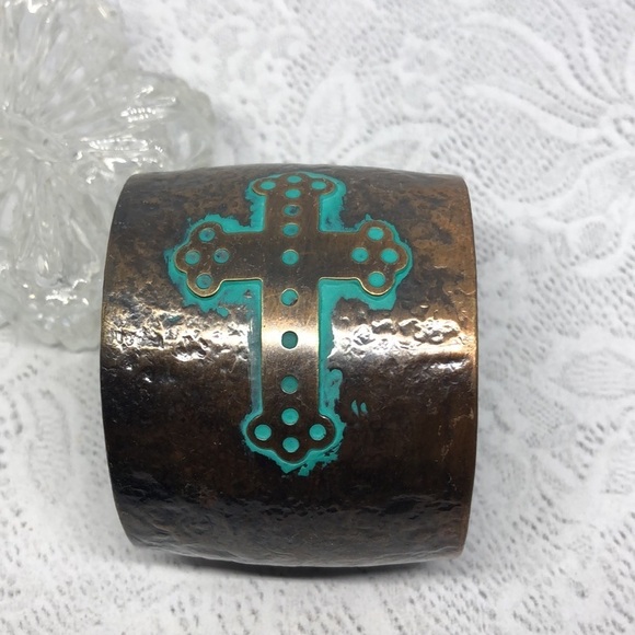 Artisan antique brass tone cross statement cuff bracelet - Picture 2 of 4